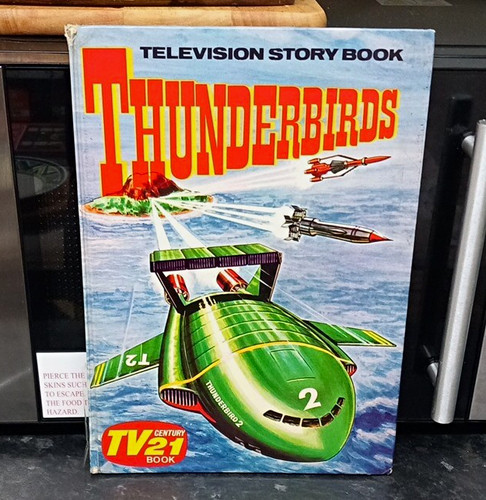 Century thunderbirds - tv, 21